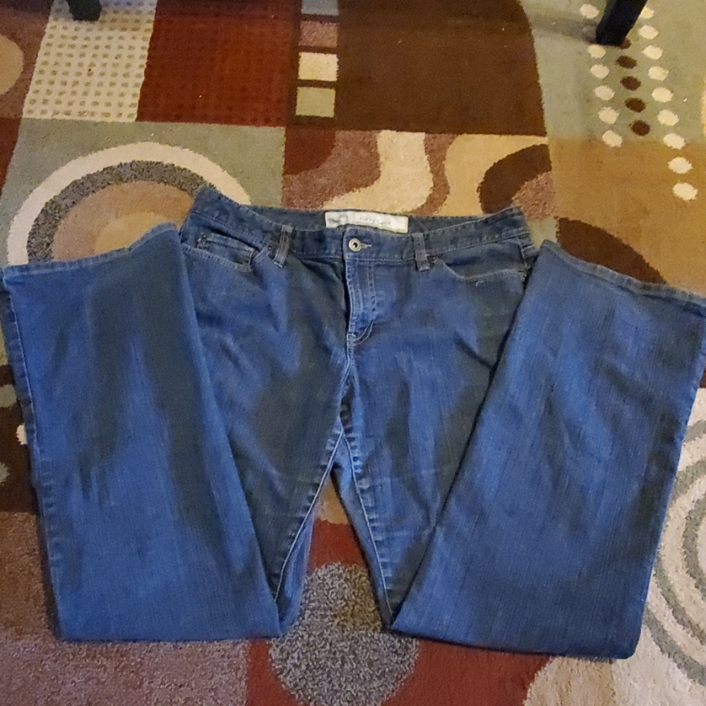 Ann Taylor Loft Curvy Bootcut Jean